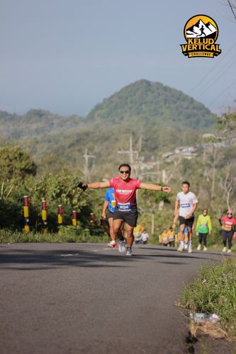 Race photo from Kelud Vertical Challenge 2024