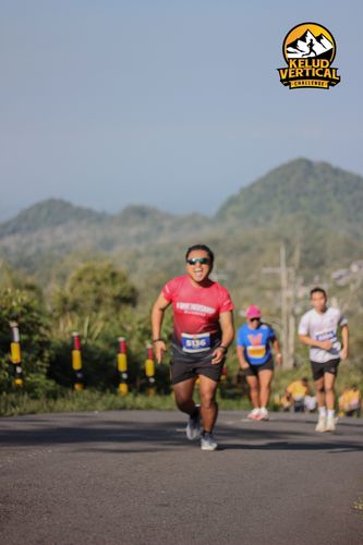Race photo from Kelud Vertical Challenge 2024