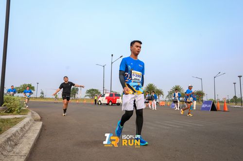 Race photo from ISOPlus Run 2024 Jakarta