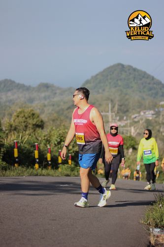 Race photo from Kelud Vertical Challenge 2024