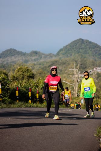 Race photo from Kelud Vertical Challenge 2024