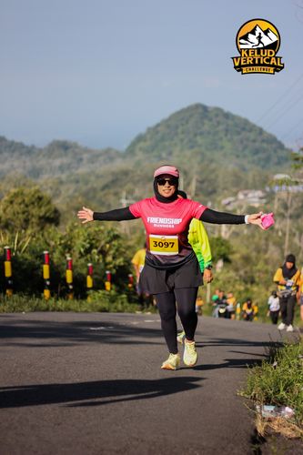 Race photo from Kelud Vertical Challenge 2024