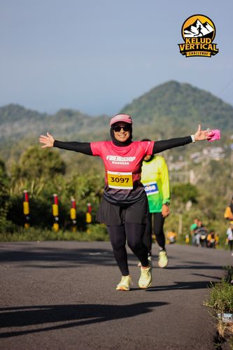 Race photo from Kelud Vertical Challenge 2024