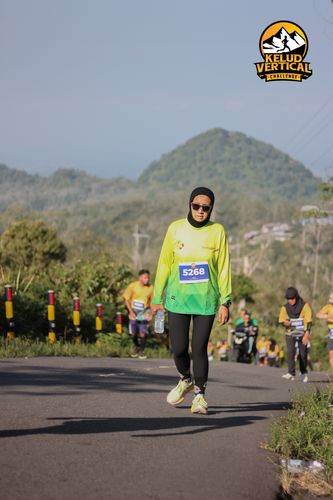 Race photo from Kelud Vertical Challenge 2024