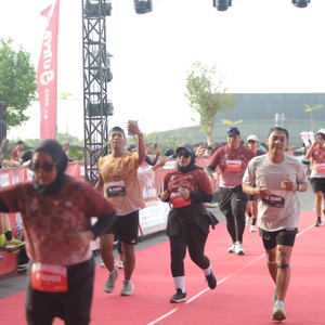 Race photo from KEDIRI HALF MARATHON 2026