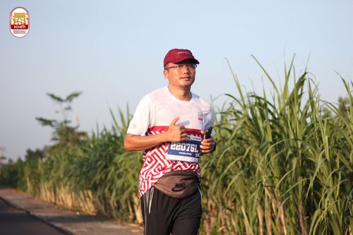 Race photo from Kediri Half Marathon 2024