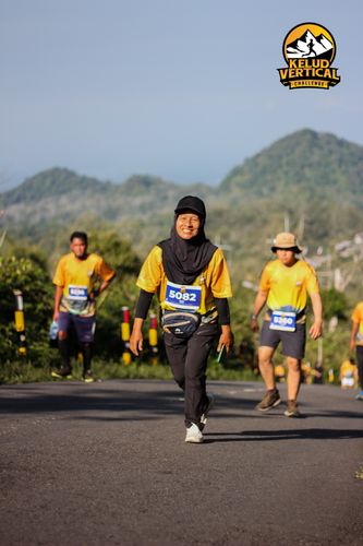 Race photo from Kelud Vertical Challenge 2024