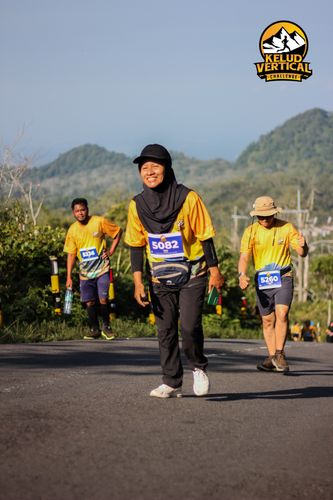 Race photo from Kelud Vertical Challenge 2024