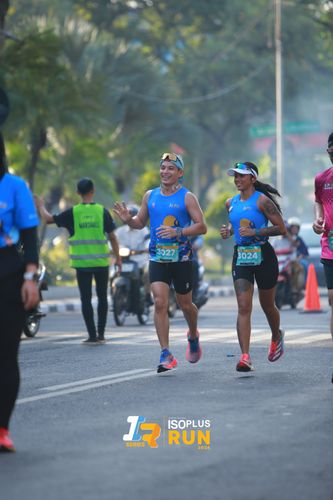 Race photo from Isoplus Run 2024 Surabaya