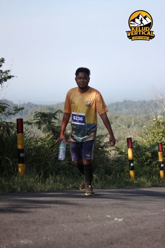 Race photo from Kelud Vertical Challenge 2024