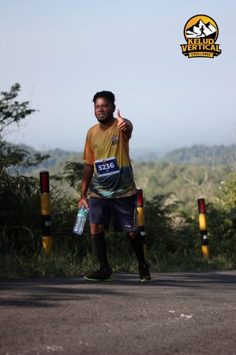 Race photo from Kelud Vertical Challenge 2024