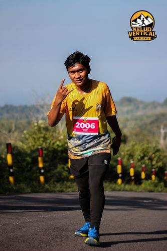 Race photo from Kelud Vertical Challenge 2024