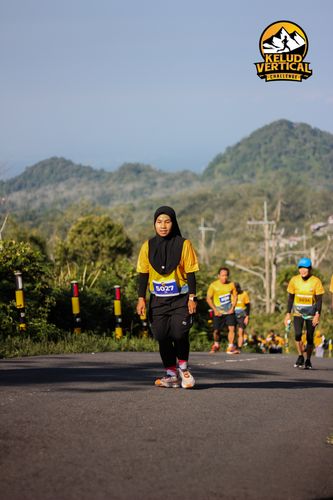 Race photo from Kelud Vertical Challenge 2024