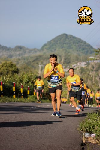 Race photo from Kelud Vertical Challenge 2024