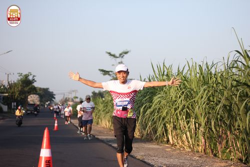 Race photo from Kediri Half Marathon 2024