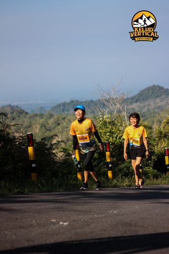 Race photo from Kelud Vertical Challenge 2024