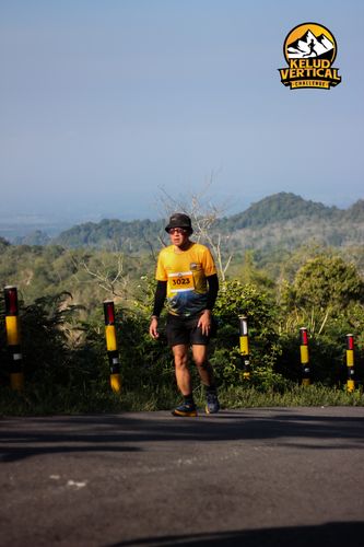 Race photo from Kelud Vertical Challenge 2024
