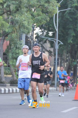 Race photo from Isoplus Run 2024 Surabaya