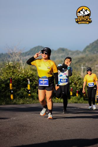 Race photo from Kelud Vertical Challenge 2024