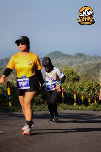 Race photo from Kelud Vertical Challenge 2024