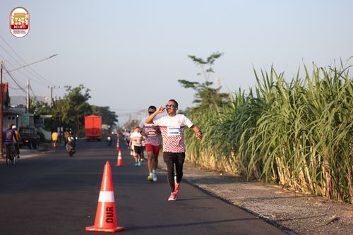 Race photo from Kediri Half Marathon 2024