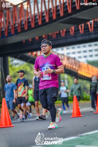 Race photo from Smartfren Run 2025 