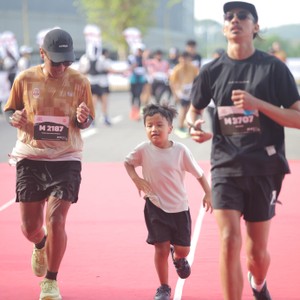 Race photo from KEDIRI HALF MARATHON 2026