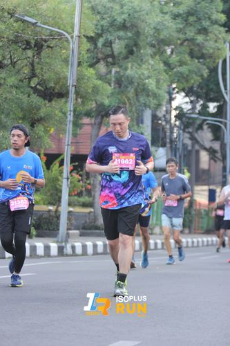 Race photo from Isoplus Run 2024 Surabaya