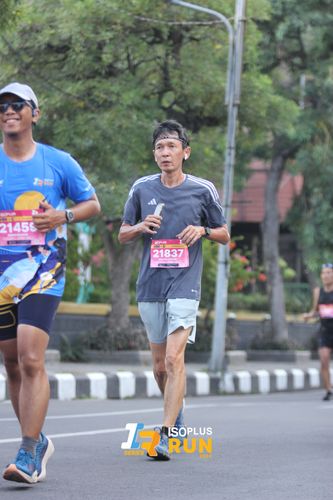 Race photo from Isoplus Run 2024 Surabaya
