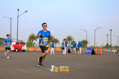 Race photo from ISOPlus Run 2024 Jakarta