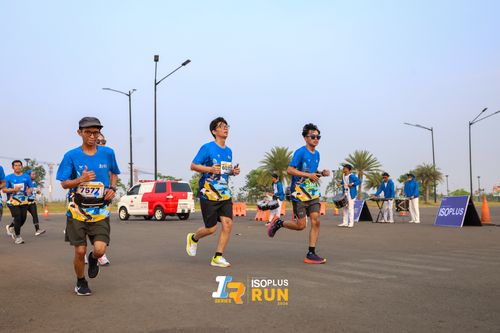 Race photo from ISOPlus Run 2024 Jakarta