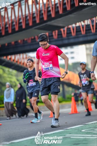Race photo from Smartfren Run 2025 
