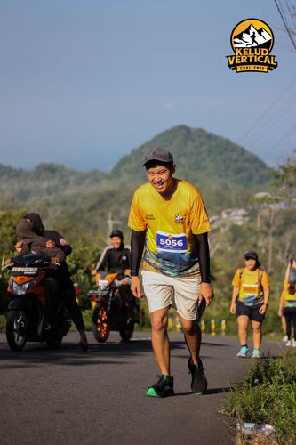 Race photo from Kelud Vertical Challenge 2024