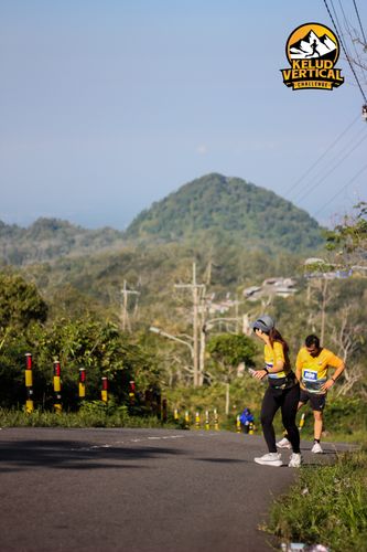 Race photo from Kelud Vertical Challenge 2024