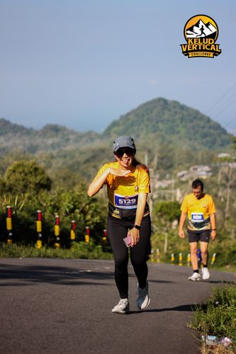 Race photo from Kelud Vertical Challenge 2024