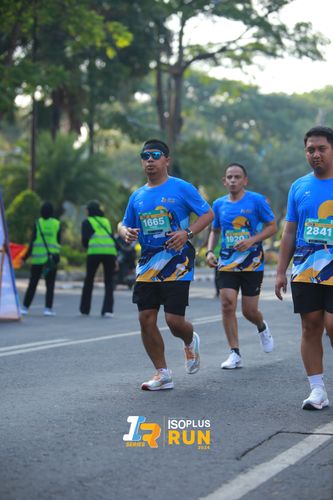 Race photo from Isoplus Run 2024 Surabaya