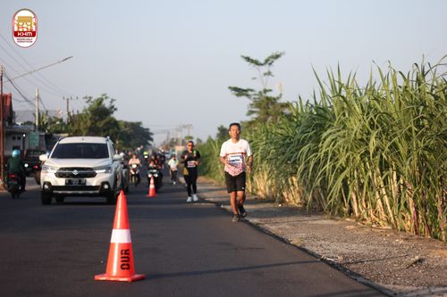 Race photo from Kediri Half Marathon 2024