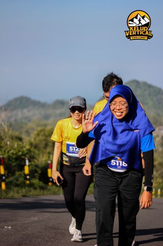 Race photo from Kelud Vertical Challenge 2024