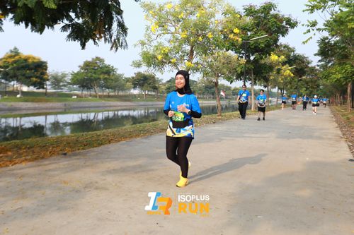 Race photo from ISOPlus Run 2024 Jakarta