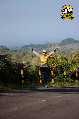 Race photo from Kelud Vertical Challenge 2024