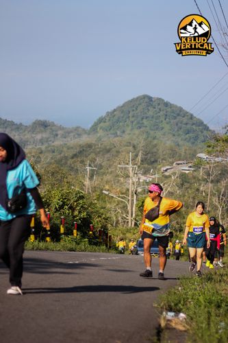 Race photo from Kelud Vertical Challenge 2024