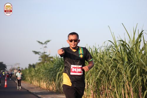 Race photo from Kediri Half Marathon 2024