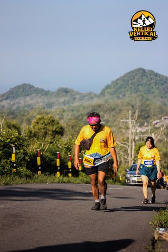 Race photo from Kelud Vertical Challenge 2024
