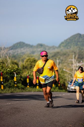 Race photo from Kelud Vertical Challenge 2024
