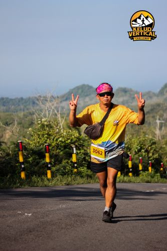 Race photo from Kelud Vertical Challenge 2024