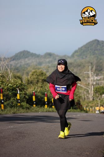 Race photo from Kelud Vertical Challenge 2024