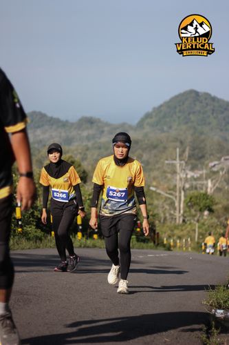Race photo from Kelud Vertical Challenge 2024