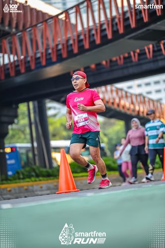 Race photo from Smartfren Run 2025 