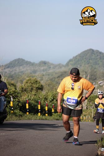 Race photo from Kelud Vertical Challenge 2024