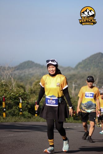 Race photo from Kelud Vertical Challenge 2024